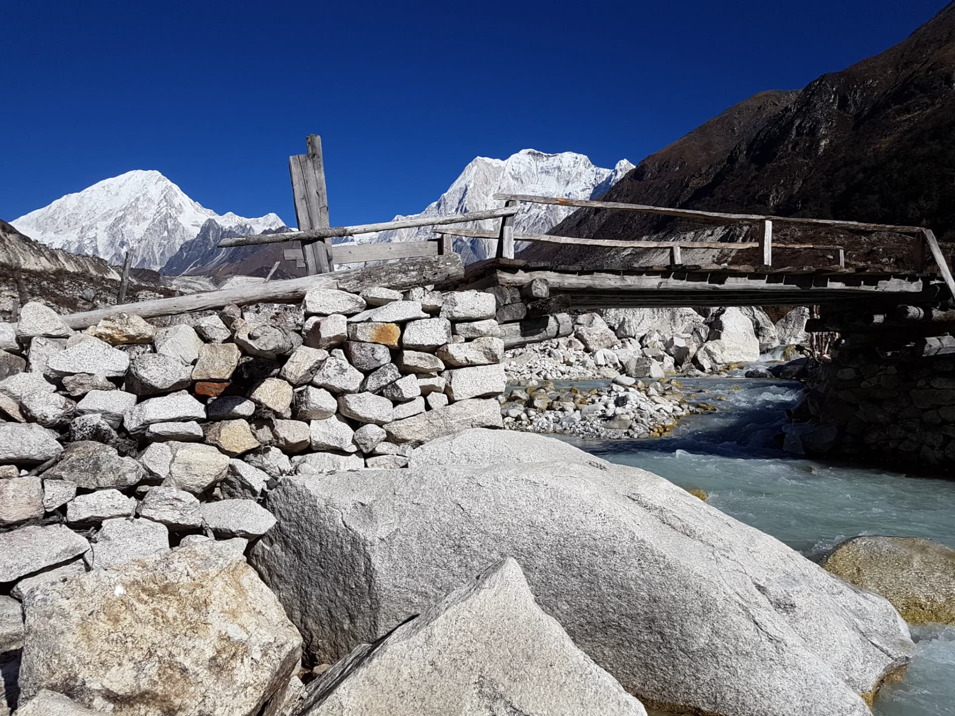 Manaslu Circuit Trek via Tsum Valley