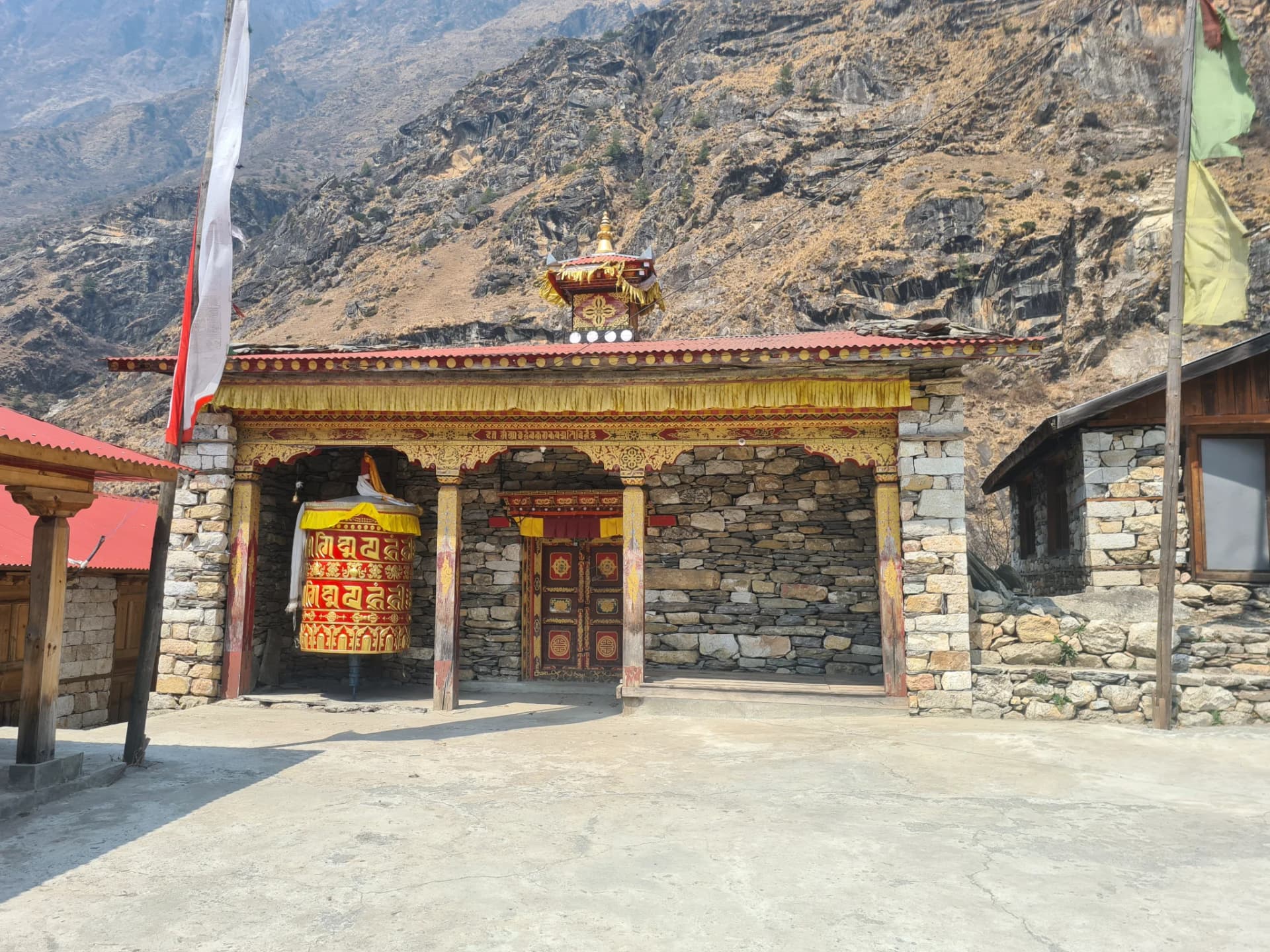 Manaslu Circuit Trek via Tsum Valley