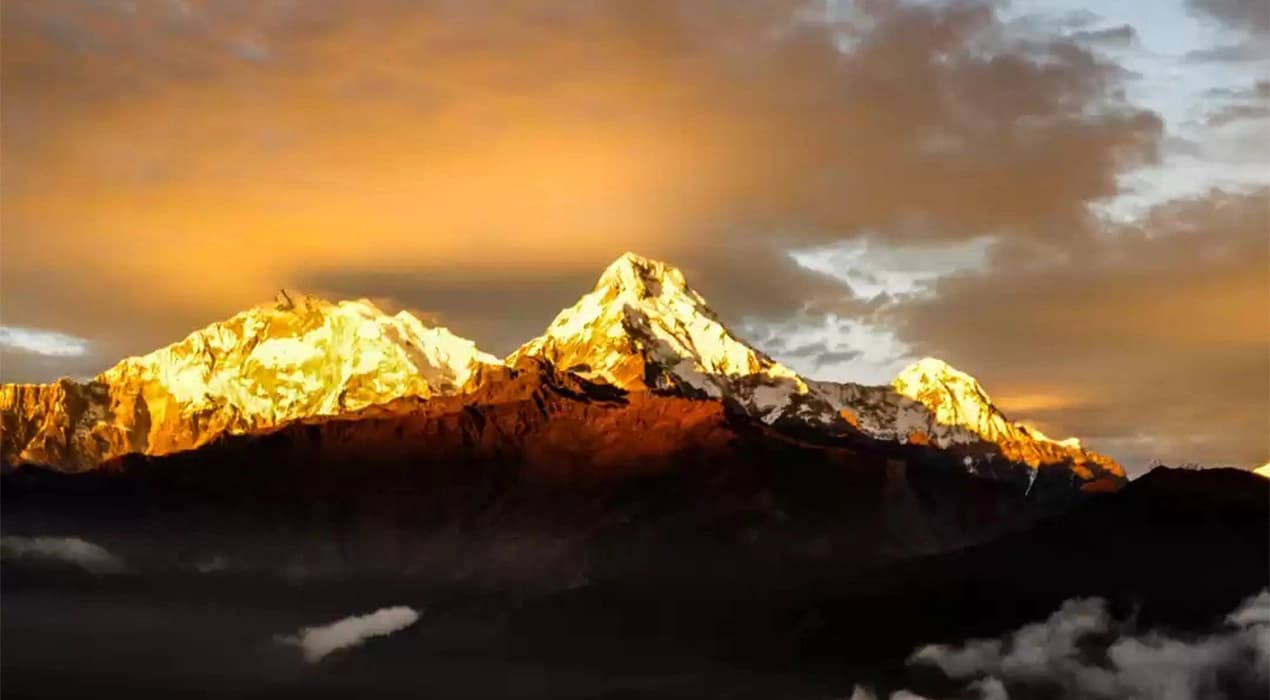 Ghorepani Poon Hill Regular Sunrise Trek