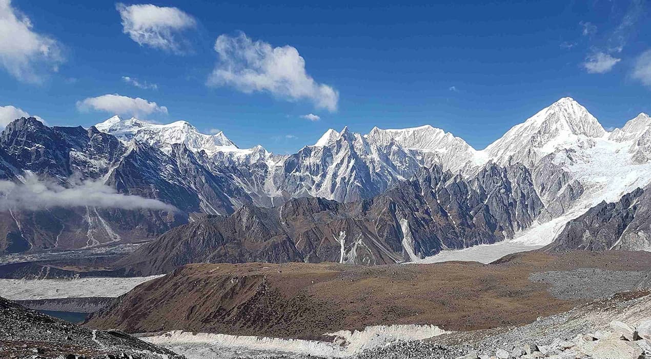 Manaslu Circuit Trek via Tsum Valley