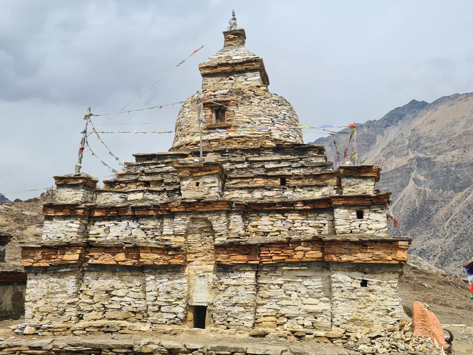 Nar Phu Valley Trek