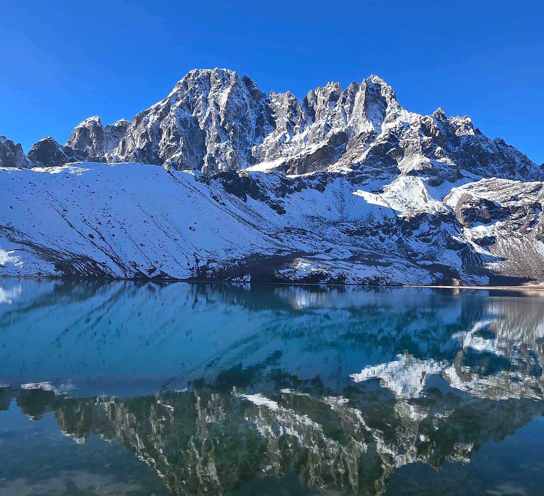 Gokyo Lake Valley Trek