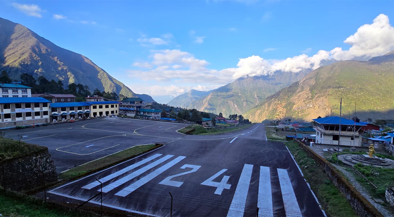 Lukla runway empty