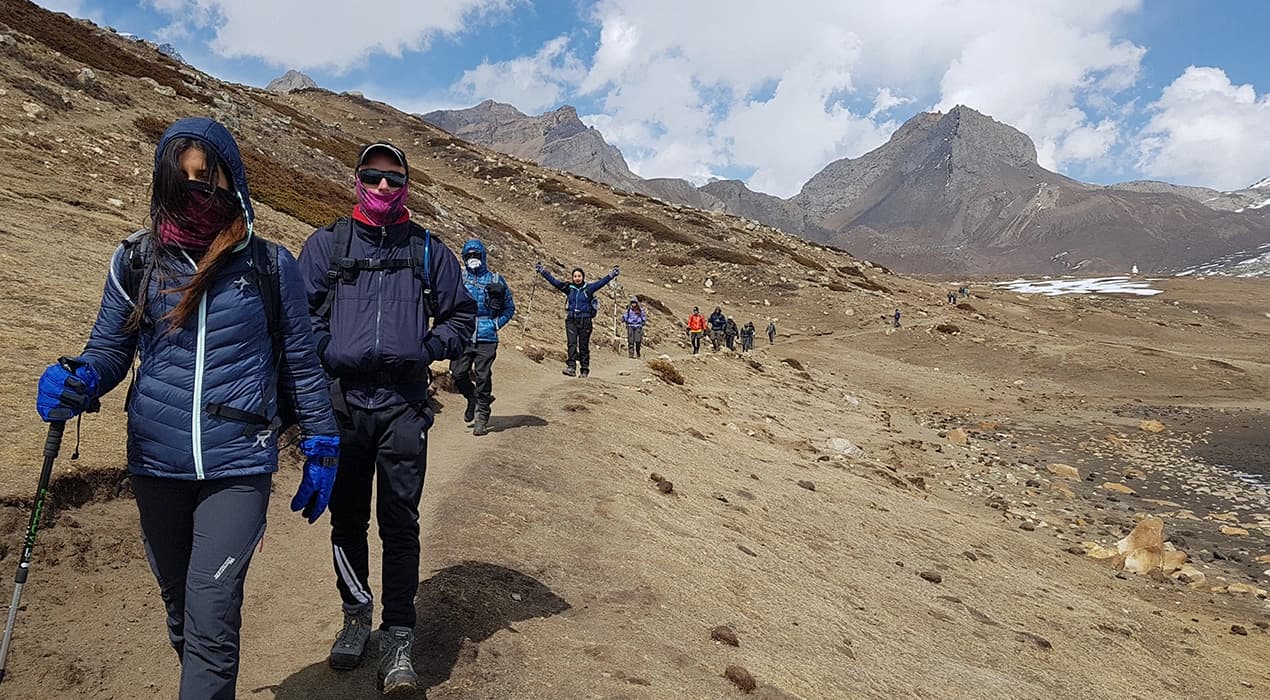 Annapurna Circuit Trek with Jomsom Flight or Drive