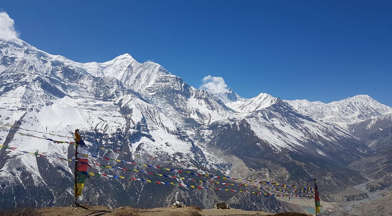 Annapurna Circuit Trek with Jomsom Flight or Drive